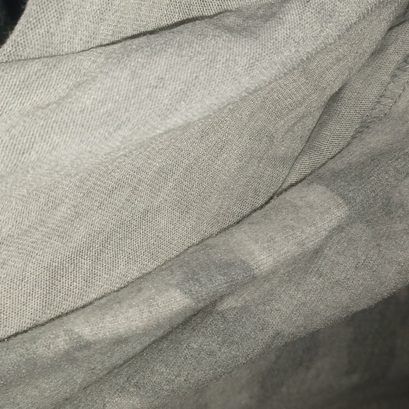 New Camo Fleece pull over Top - Picture 6 of 6